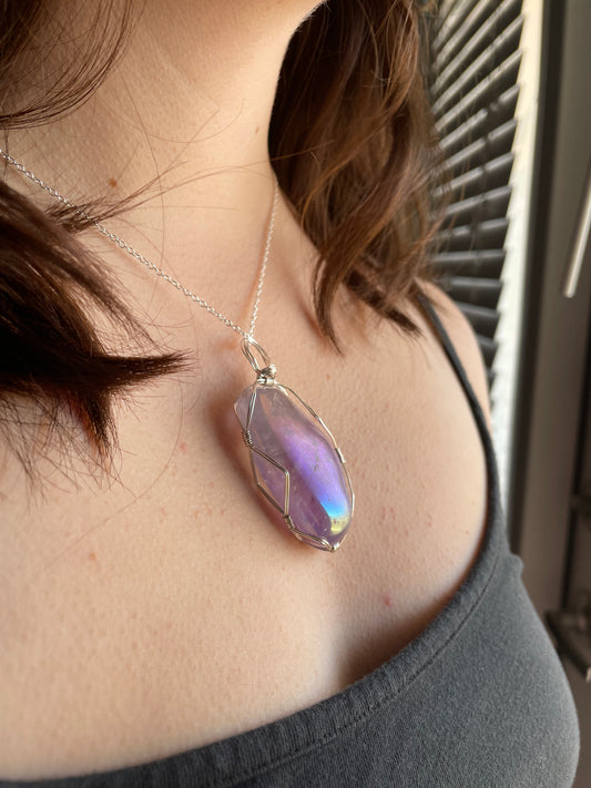 Angel Aura Amethyst Pendant